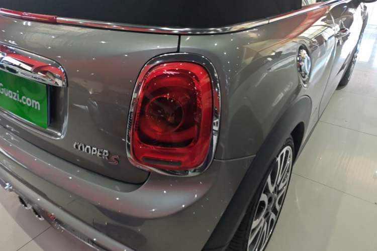 Used MINI 2016 2.0T COOPER S CABRIO Right Rear Taillight