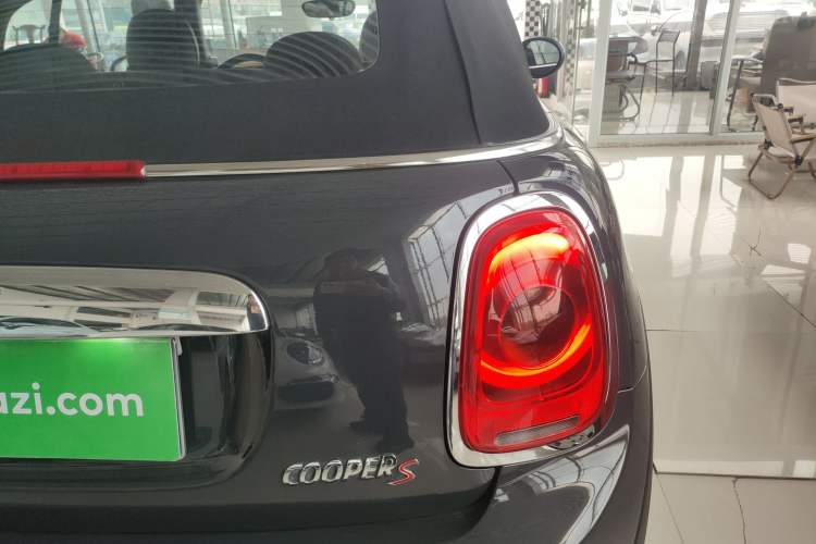 Used MINI 2016 2.0T COOPER S CABRIO Right Rear Taillight