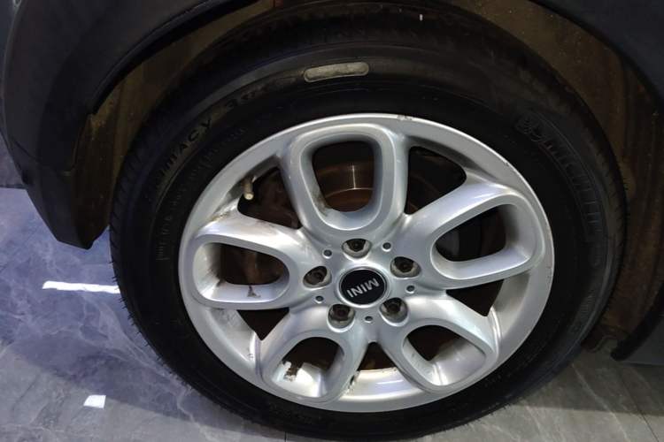 Used MINI 2016 1.2T ONE Pioneer Edition Right Rear Wheel Hub