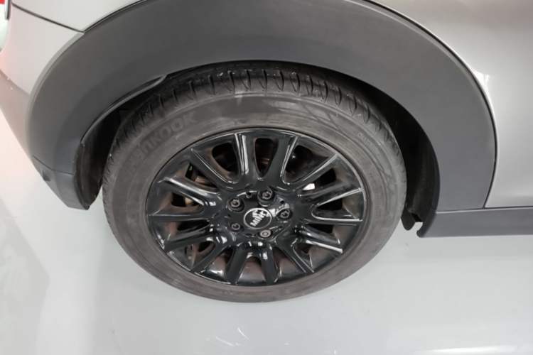 Used MINI 2016 1.5T COOPER Right Rear Wheel Hub