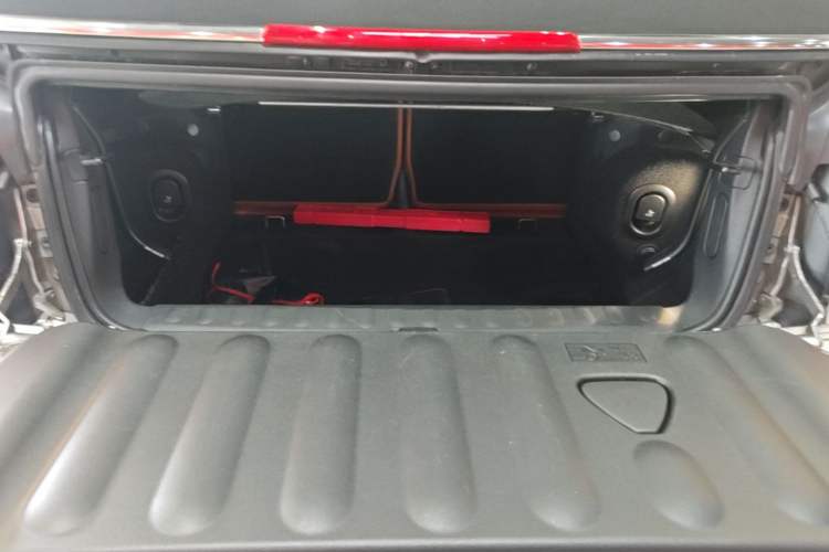 Used MINI 2016 2.0T COOPER S CABRIO Trunk