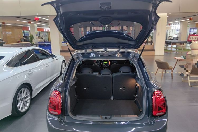Used MINI 2016 2.0T COOPER S Five-Door Edition Trunk