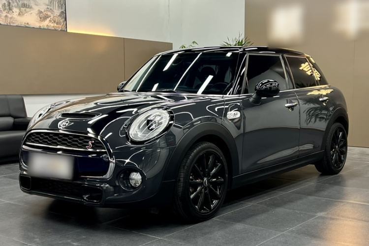 Used MINI 2016 2.0T COOPER S Five-Door Edition Guazi used car, China used car export, Used car for sale, Used MINI cars, Cheapest cars for sale