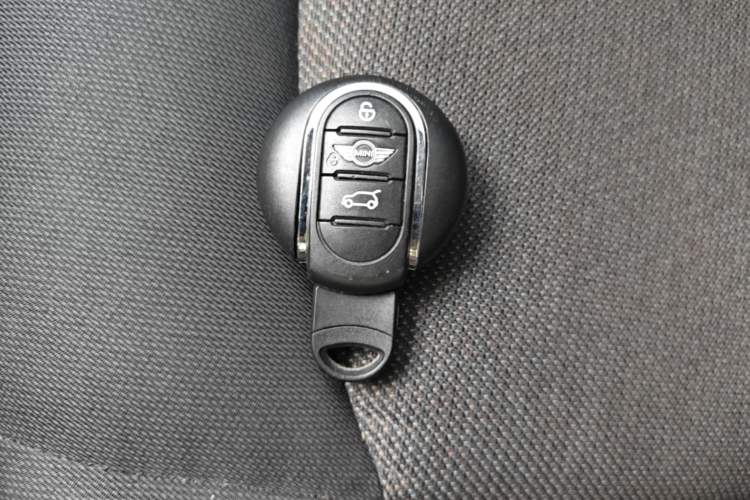 Used MINI 2016 1.2T ONE Pioneer Edition Five-Door Version Vehicle Key