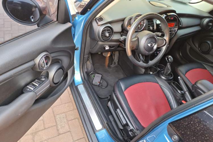Used MINI 2016 1.2T ONE Five-Door Edition Driver Seat
