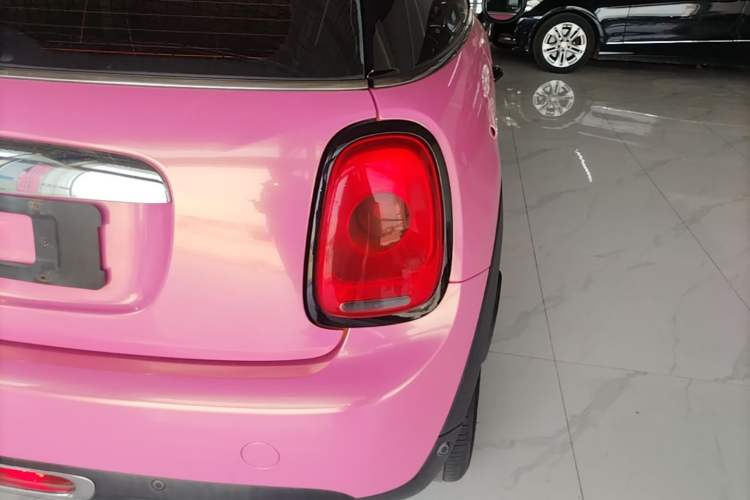 Used MINI 2016 1.2T ONE Pioneer Edition Exterior 3