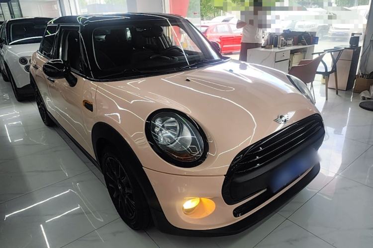 Used MINI 2016 1.2T ONE Pioneer Edition Five-Door Version Front Right 45 Deg