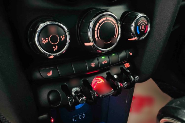 Used MINI 2016 1.5T COOPER Audio And AC Panel