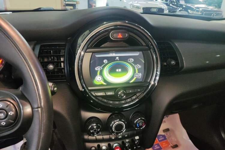 Used MINI 2016 1.5T COOPER Audio And AC Panel