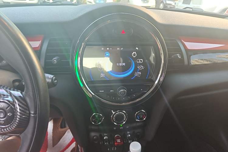 Used MINI 2016 1.2T ONE Pioneer Edition Five-Door Version Audio And AC Panel