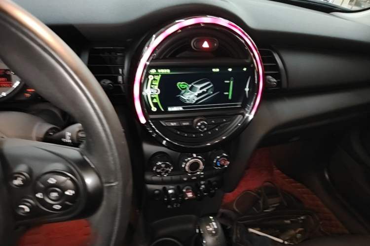 Used MINI 2016 1.2T ONE Audio And AC Panel