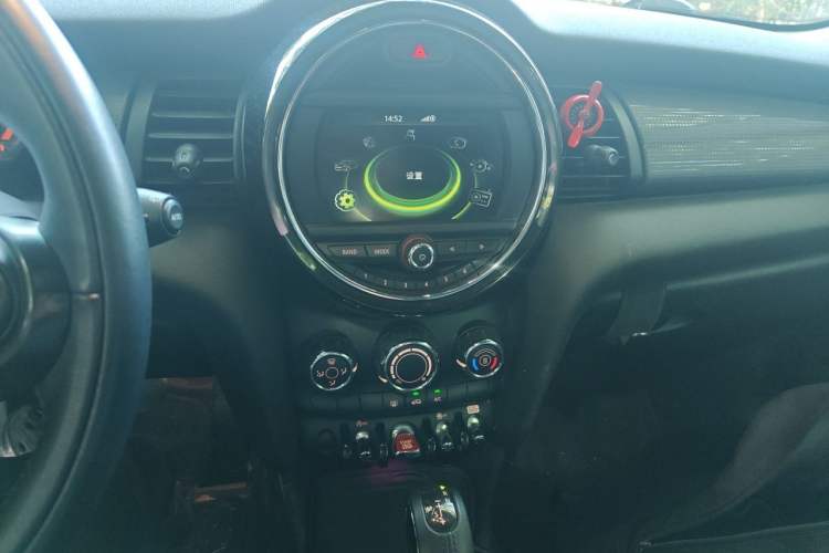 Used MINI 2016 1.5T COOPER Audio And AC Panel