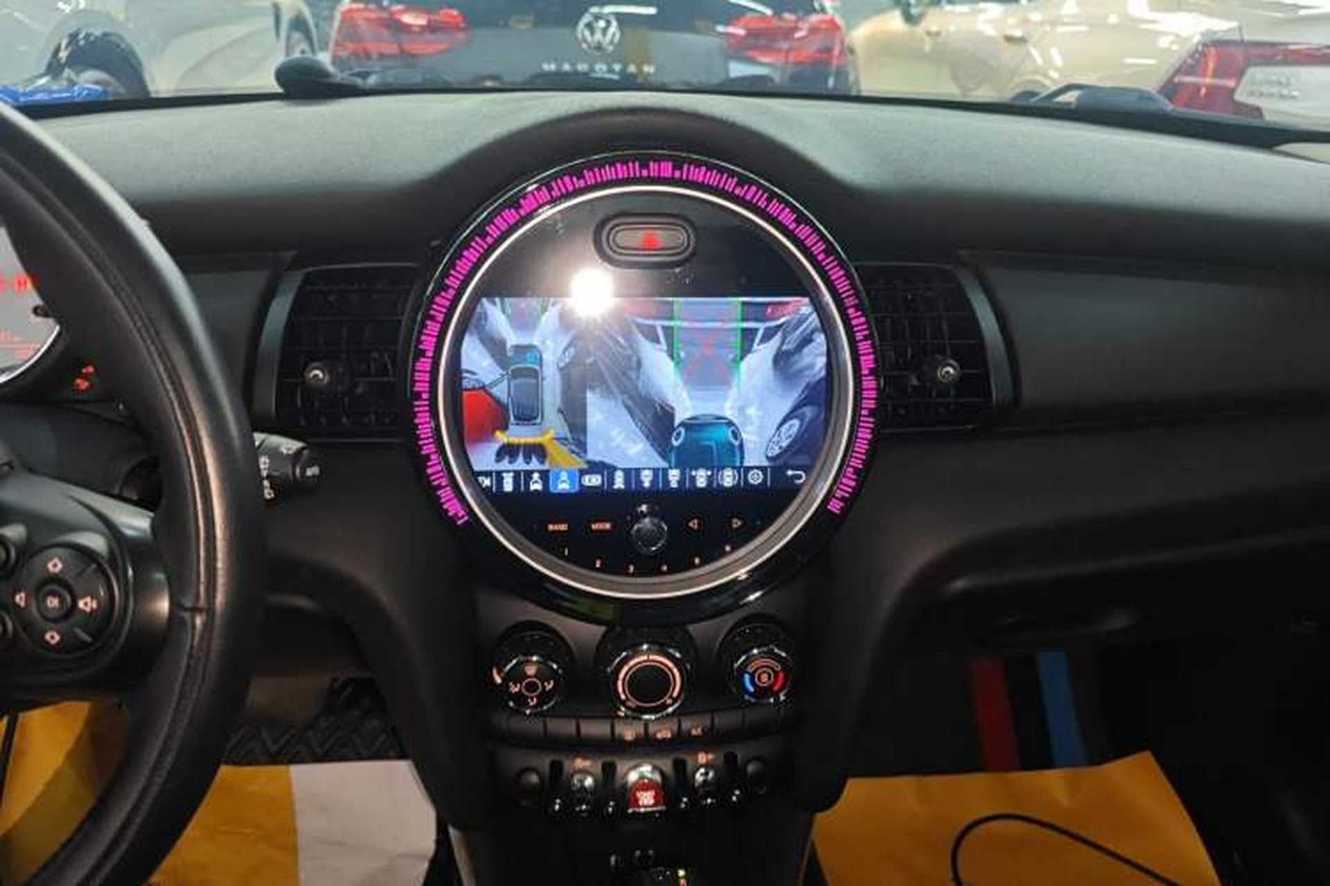 Used MINI 2016 1.2T ONE Pioneer Edition Audio And AC Panel