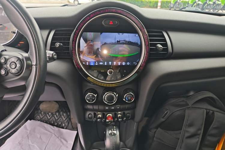 Used MINI 2016 1.2T ONE Pioneer Edition Audio And AC Panel