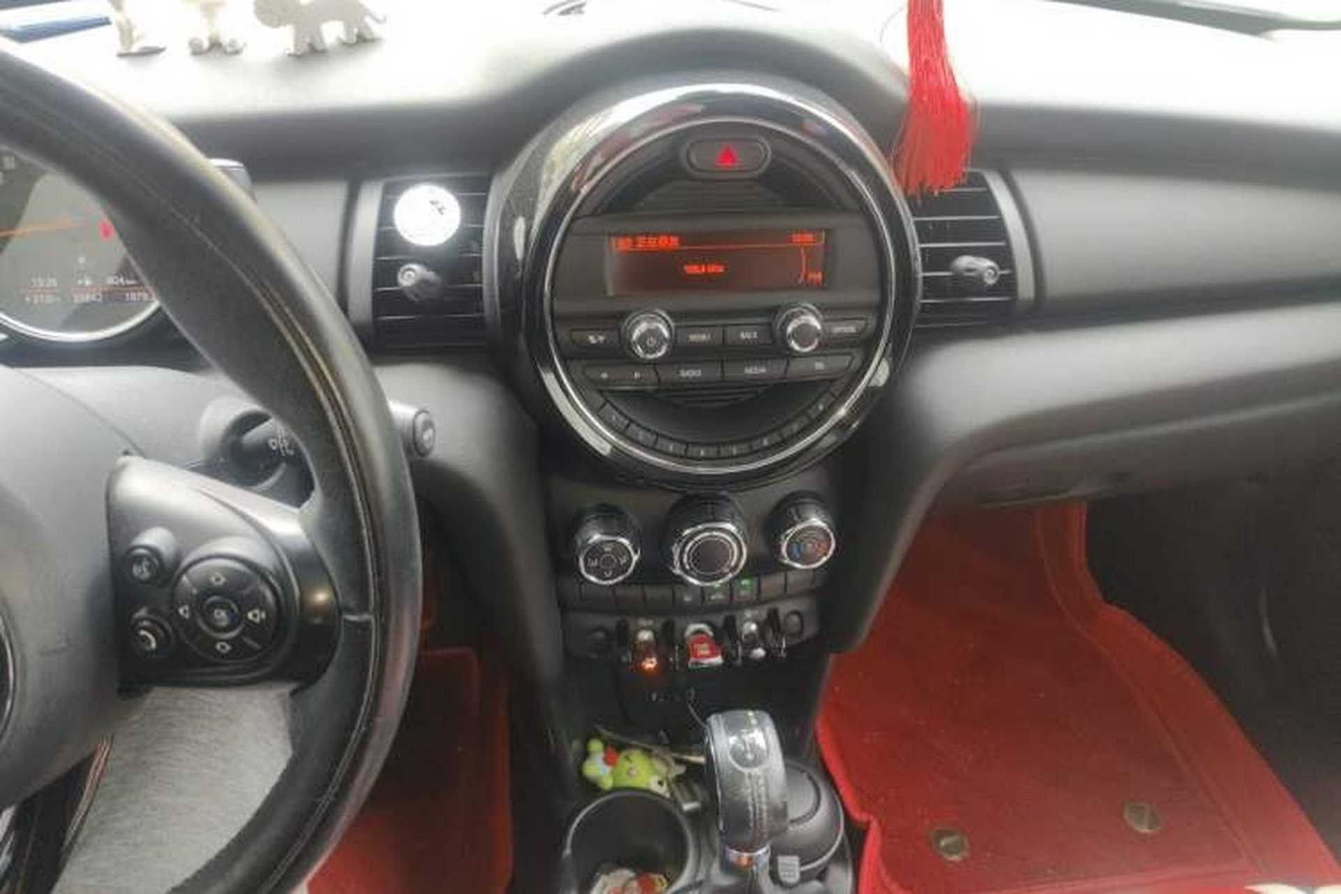 Used MINI 2016 1.2T ONE Pioneer Edition Audio And AC Panel