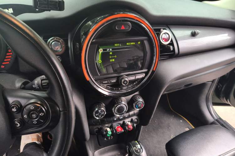 Used MINI 2016 1.5T COOPER Audio And AC Panel