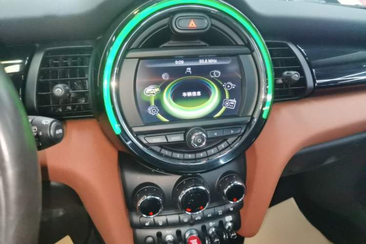 Used MINI 2016 1.5T COOPER SEVEN Audio And AC Panel