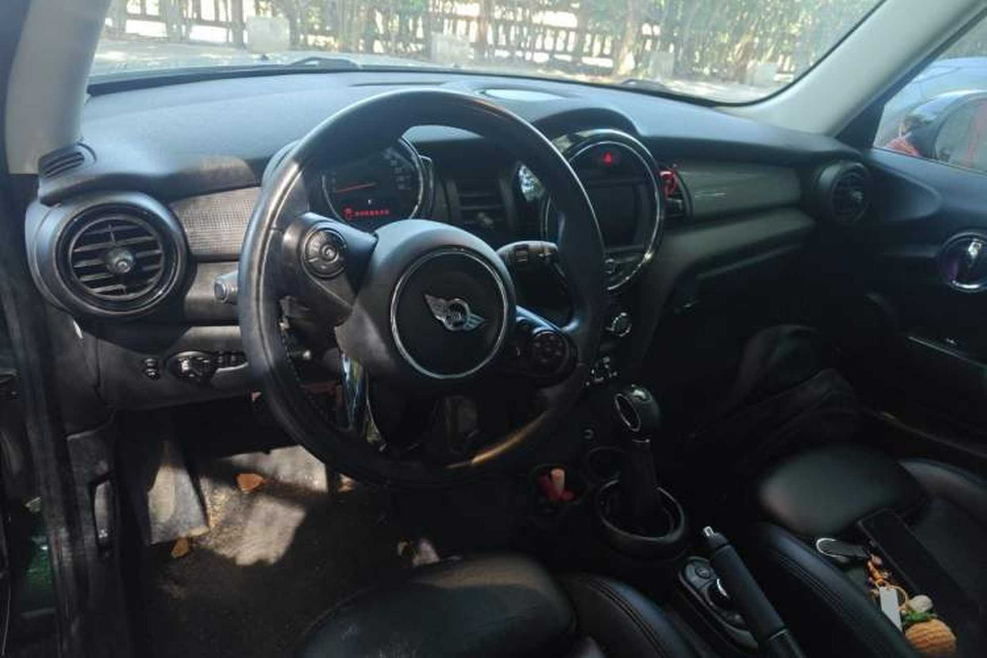 Used MINI 2016 1.5T COOPER Center Console