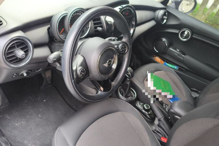 Used MINI 2016 1.2T ONE Pioneer Edition Center Console