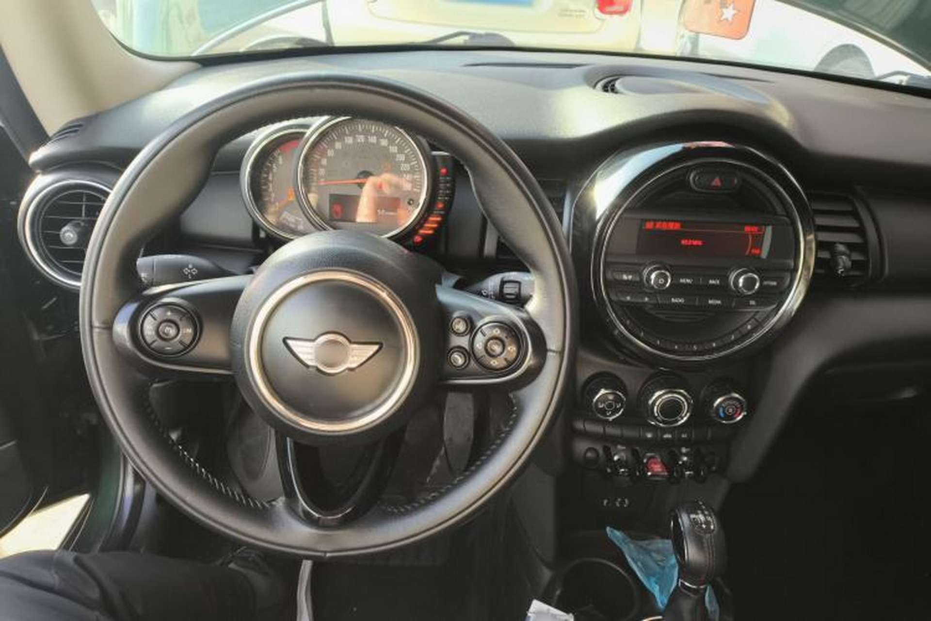 Used MINI 2016 1.2T ONE Pioneer Edition Center Console