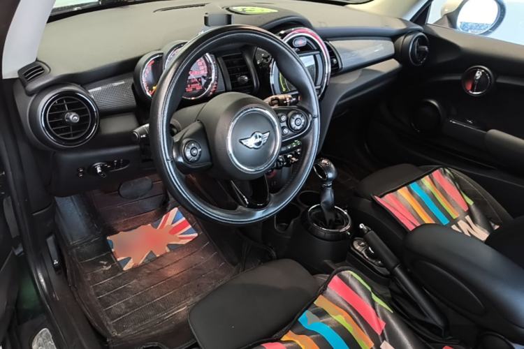 Used MINI 2016 1.5T COOPER Center Console