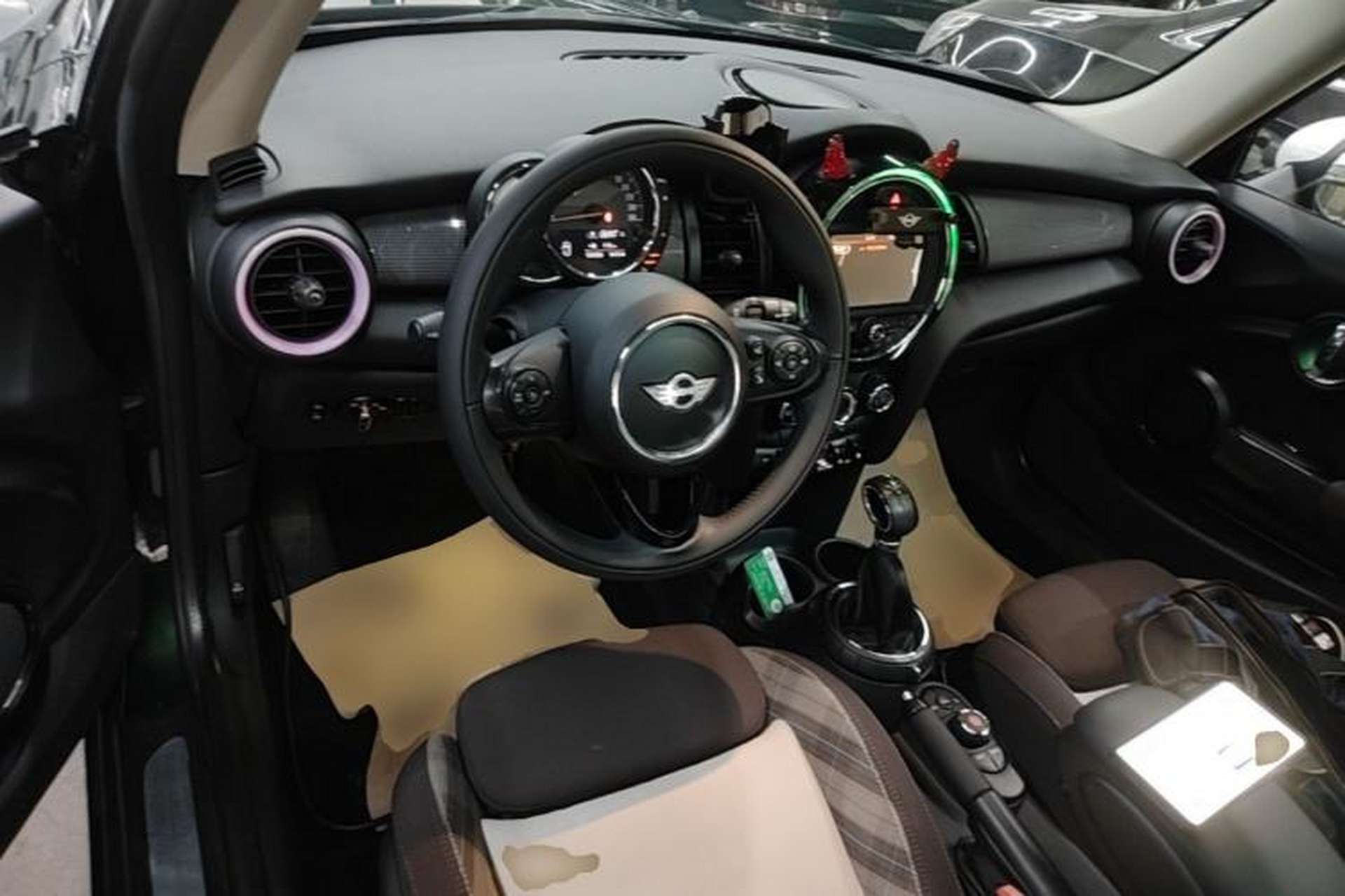 Used MINI 2016 1.5T COOPER Center Console