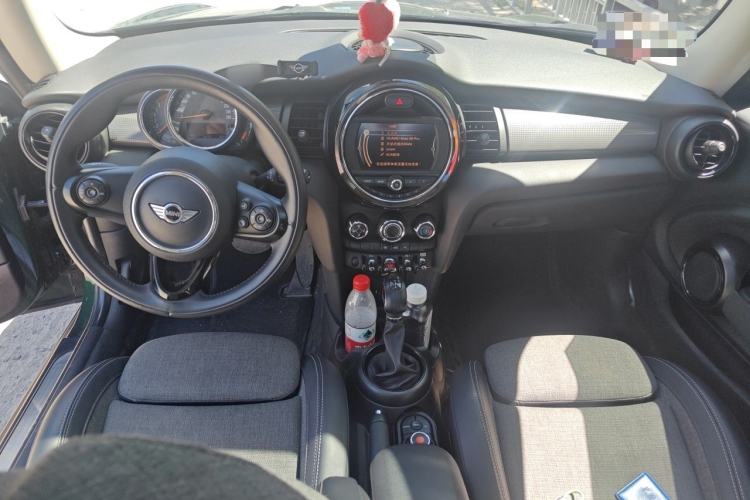 Used MINI 2016 1.5T COOPER Center Console