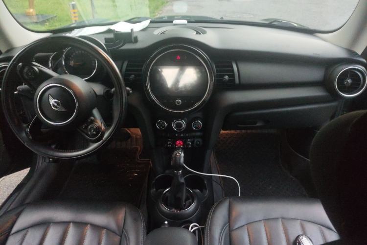 Used MINI 2016 1.2T ONE Pioneer Edition Center Console