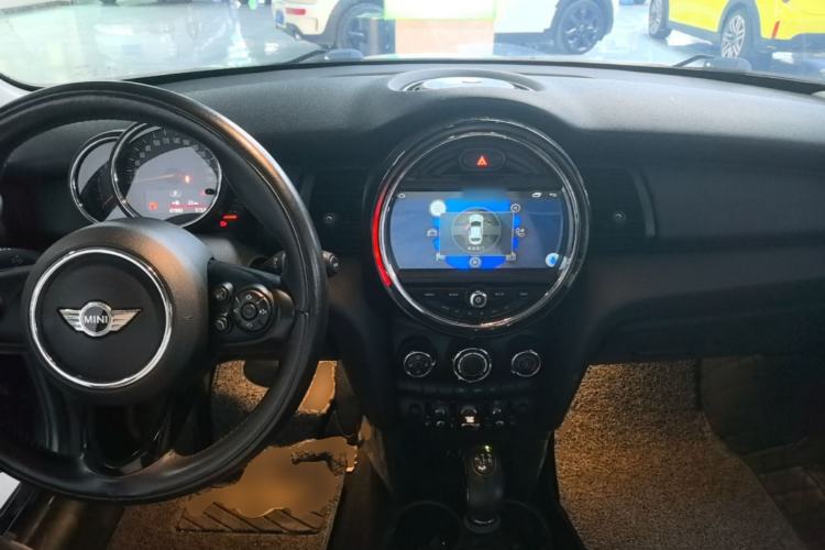 Used MINI 2016 1.2T ONE Pioneer Edition Center Console