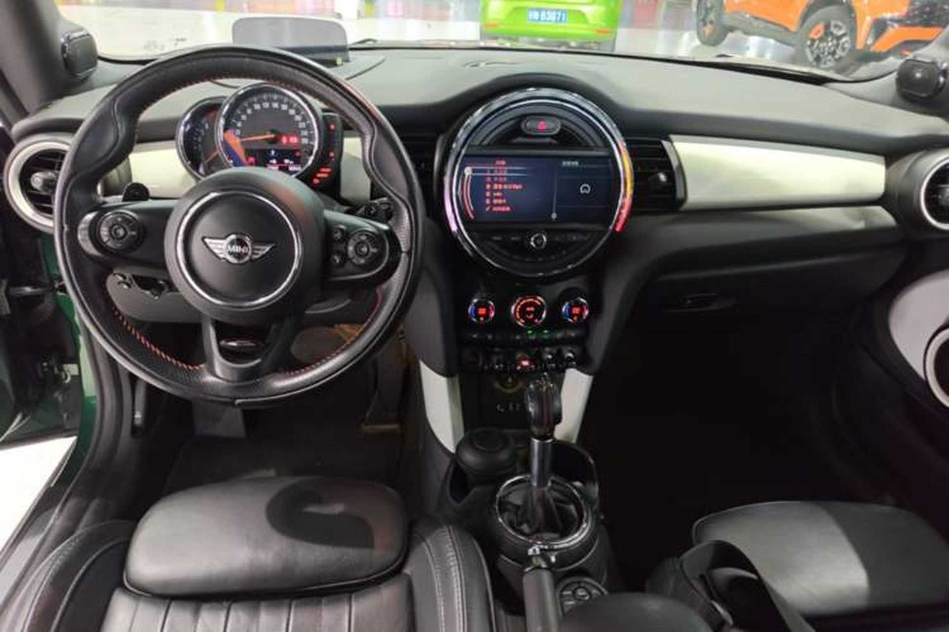 Used MINI 2016 2.0T COOPER S CABRIO Center Console