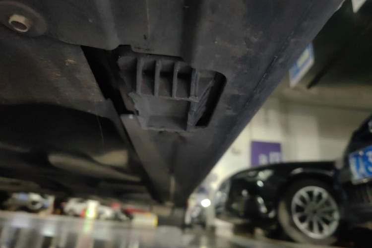 Used MINI 2016 1.5T COOPER Five-Door Edition Chassis Front Left