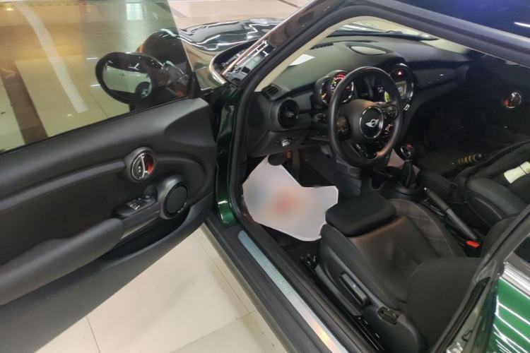Used MINI 2016 1.5T COOPER Driver Seat