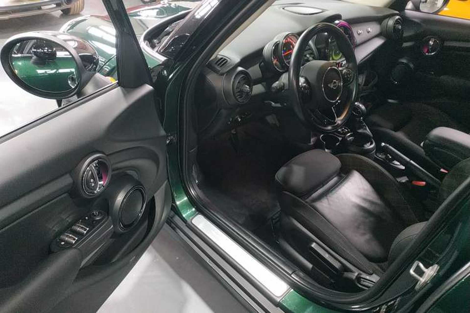 Used MINI 2016 1.5T COOPER Five-Door Edition Driver Seat