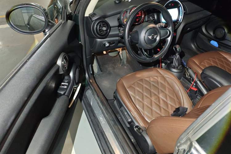 Used MINI 2016 1.2T ONE Driver Seat