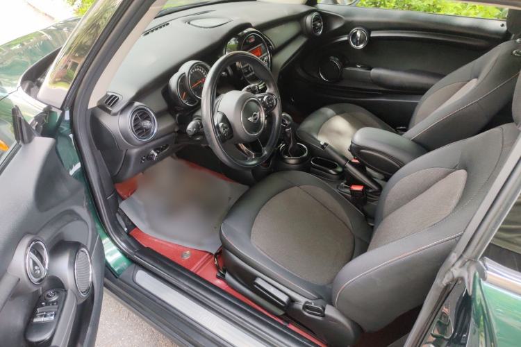 Used MINI 2016 1.2T ONE Pioneer Edition Driver Seat