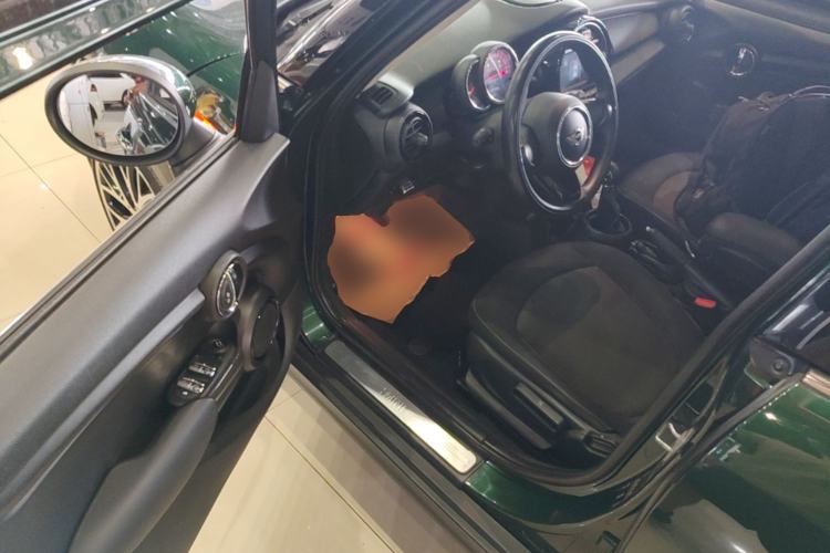 Used MINI 2016 1.2T ONE Five-Door Edition Driver Seat