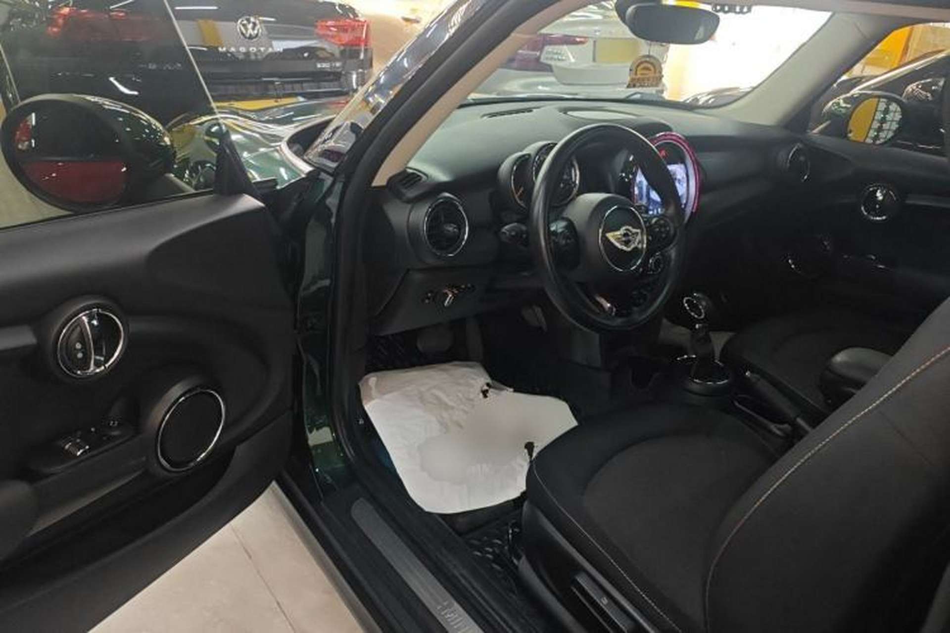 Used MINI 2016 1.2T ONE Pioneer Edition Driver Seat