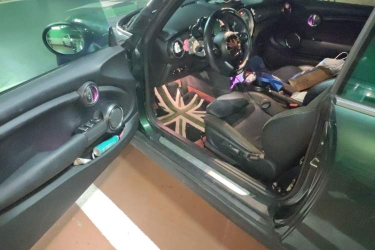 Used MINI 2016 1.5T COOPER CABRIO Driver Seat