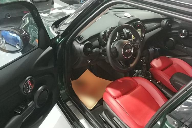 Used MINI 2016 1.5T COOPER Five-Door Edition Driver Seat