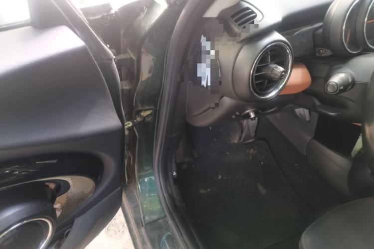 Used MINI 2016 1.5T COOPER SEVEN Driver Seat