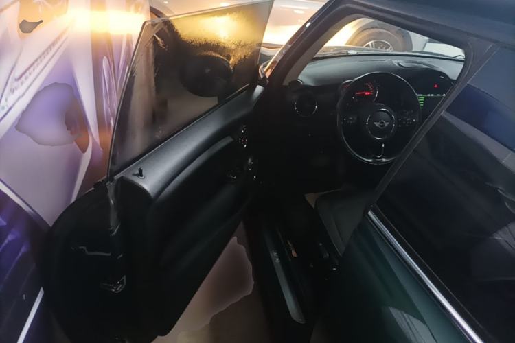 Used MINI 2016 1.2T ONE Pioneer Edition Driver Seat