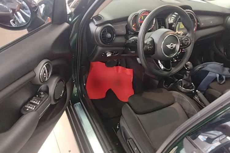 Used MINI 2016 1.5T COOPER Five-Door Edition Driver Seat