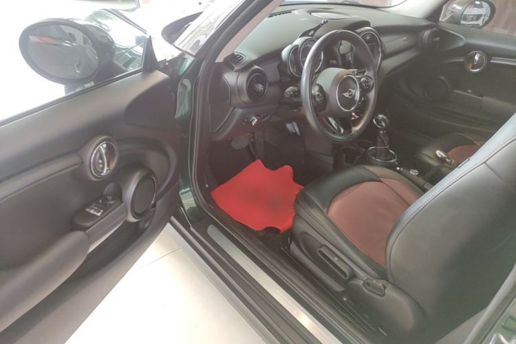 Used MINI 2016 1.5T COOPER Driver Seat