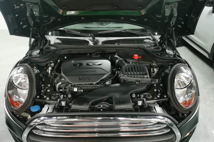 Used MINI 2016 1.2T ONE Pioneer Edition Engine Bay