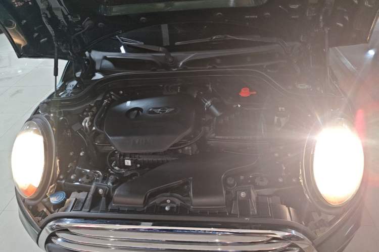 Used MINI 2016 1.2T ONE Five-Door Edition Engine Bay