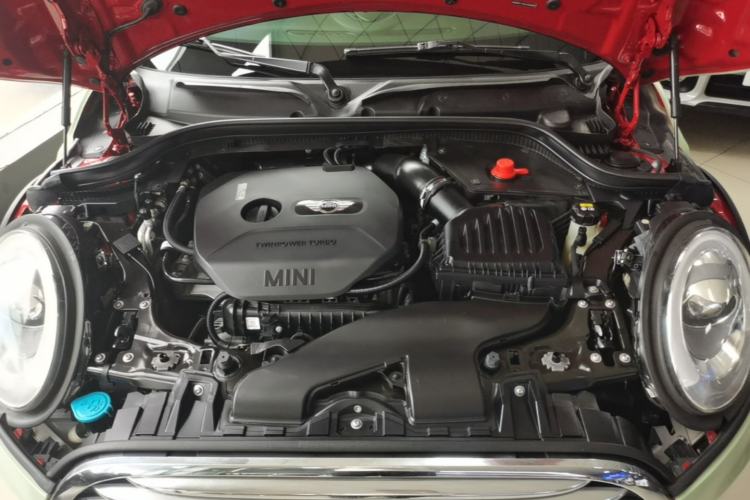 Used MINI 2016 1.2T ONE Pioneer Edition Five-Door Version Engine Bay