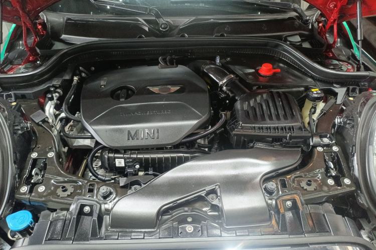 Used MINI 2016 1.5T COOPER Five-Door Edition Engine Bay