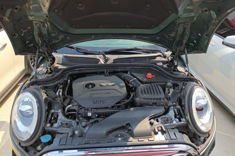 Used MINI 2016 1.5T COOPER Avant-Garde Engine Bay