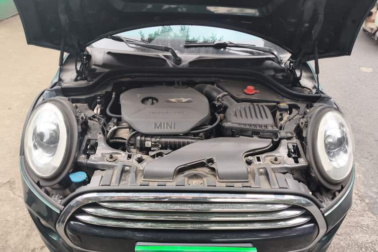 Used MINI 2016 1.5T COOPER Engine Bay