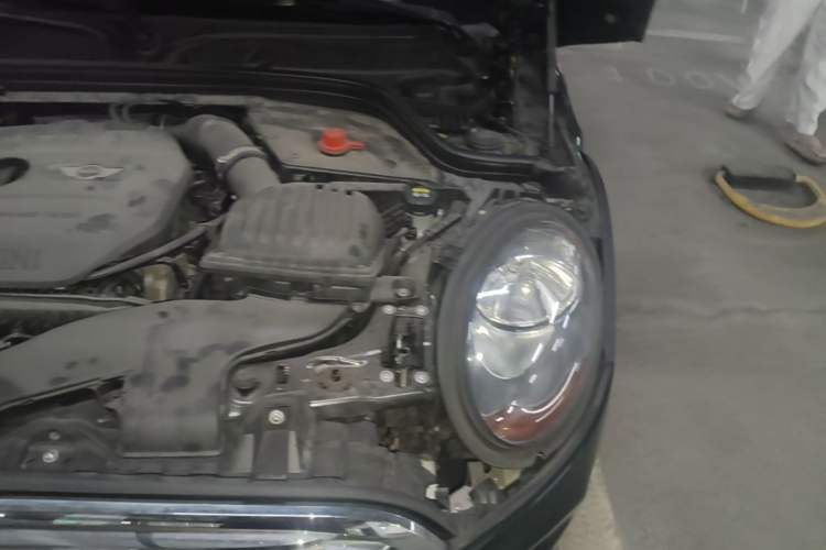 Used MINI 2016 1.2T ONE Pioneer Edition Five-Door Version Engine Bay Left